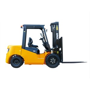 Rough Terrain Forklift 4WD 2.5-4.0 Ton